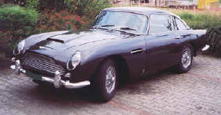 astonmartin1.jpg (35240 bytes)